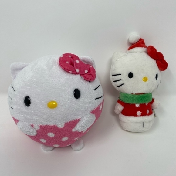 Bundle of 2 Hello Kitty Plushies - Picture 1 of 5